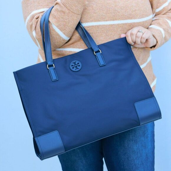 NWT Tory Burch Packable Large Ella Nylon Tote Navy - Picture 1 of 11